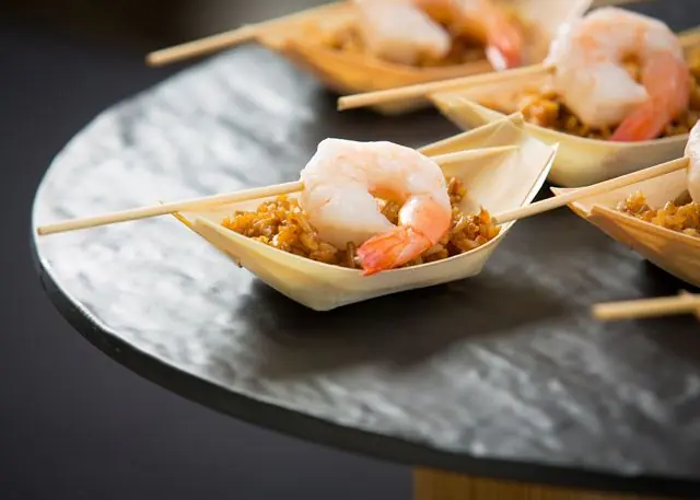 Wooden Cones, Cups & Boat Trays
